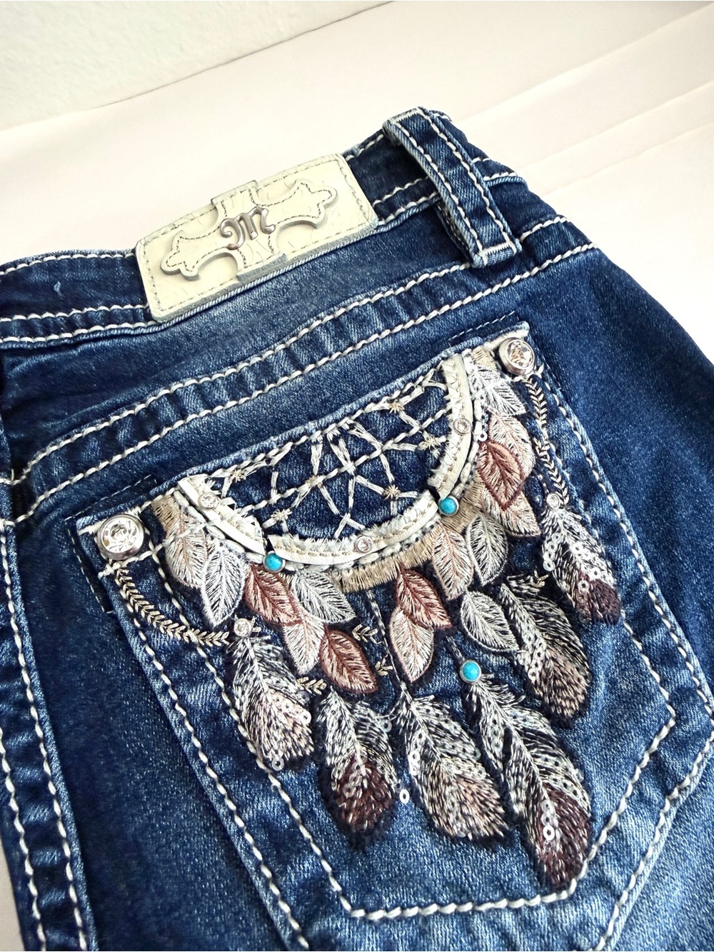 Womens Miss Me Jeans Size 29 Mid Rise Boot Dreamcatcher Y2k Rhinestone Blue - Picture 10 of 12